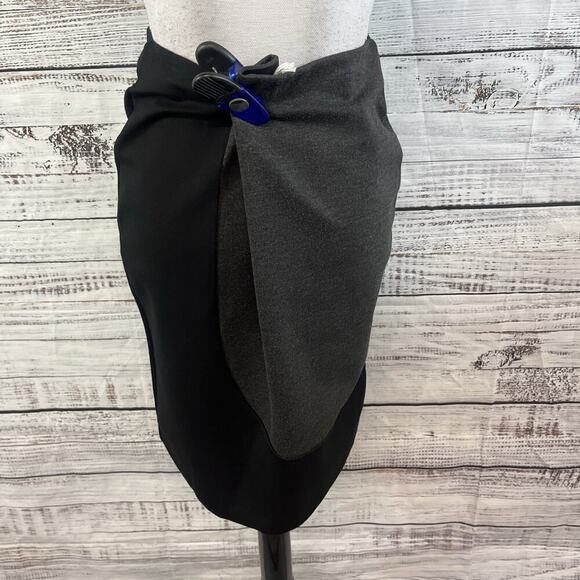 Ellen Tracy Skirt size Small Black Gray Ponte Knit Straight Pencil Knee Stretch - Picture 6 of 7